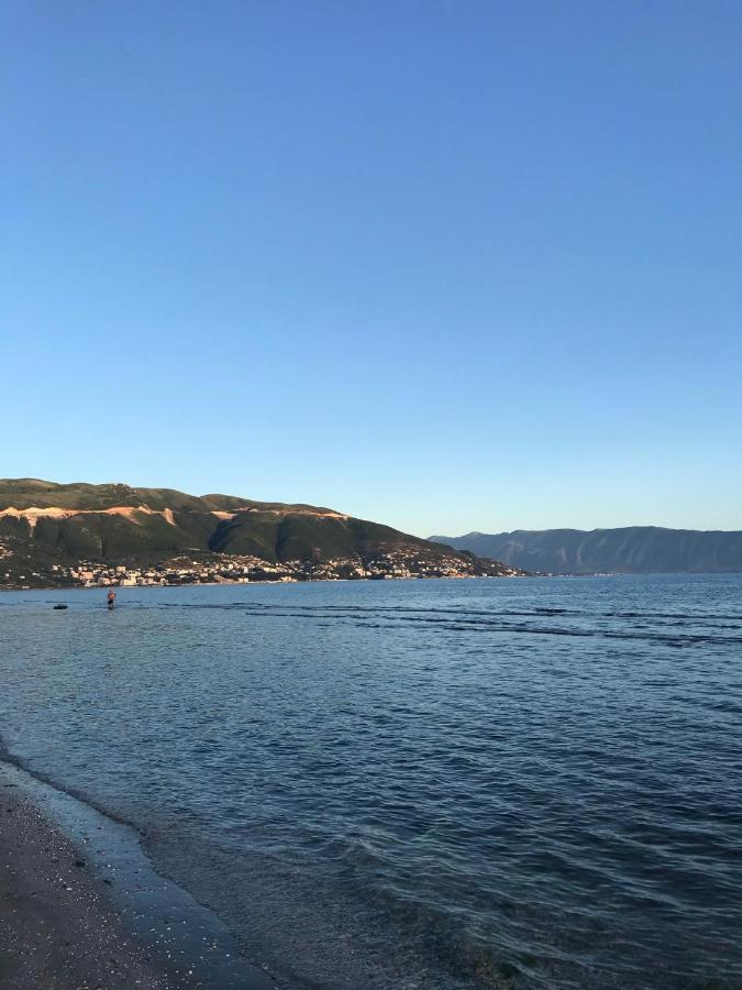 Kristeo Apartment Vlorë Екстериор снимка