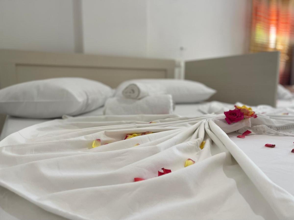 Kristeo Apartment Vlorë Екстериор снимка