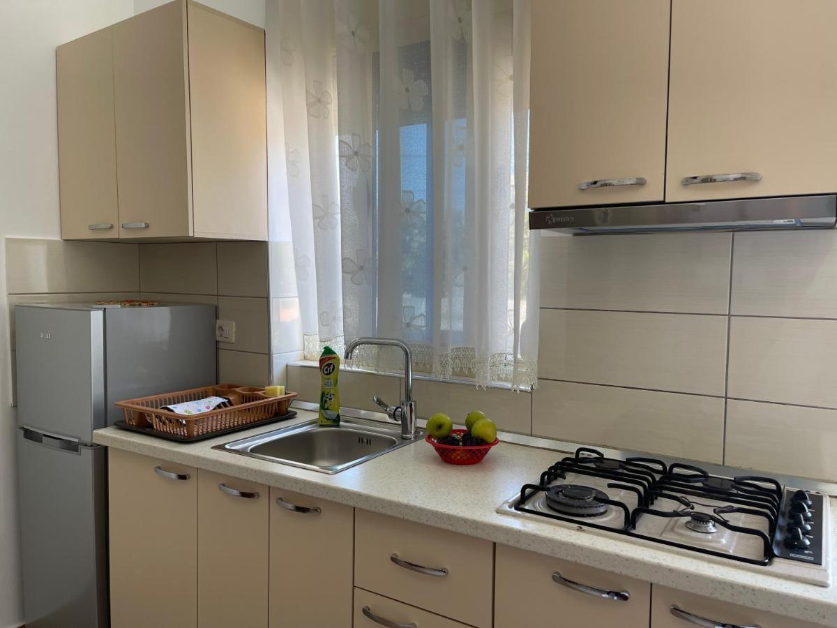 Kristeo Apartment Vlorë Екстериор снимка