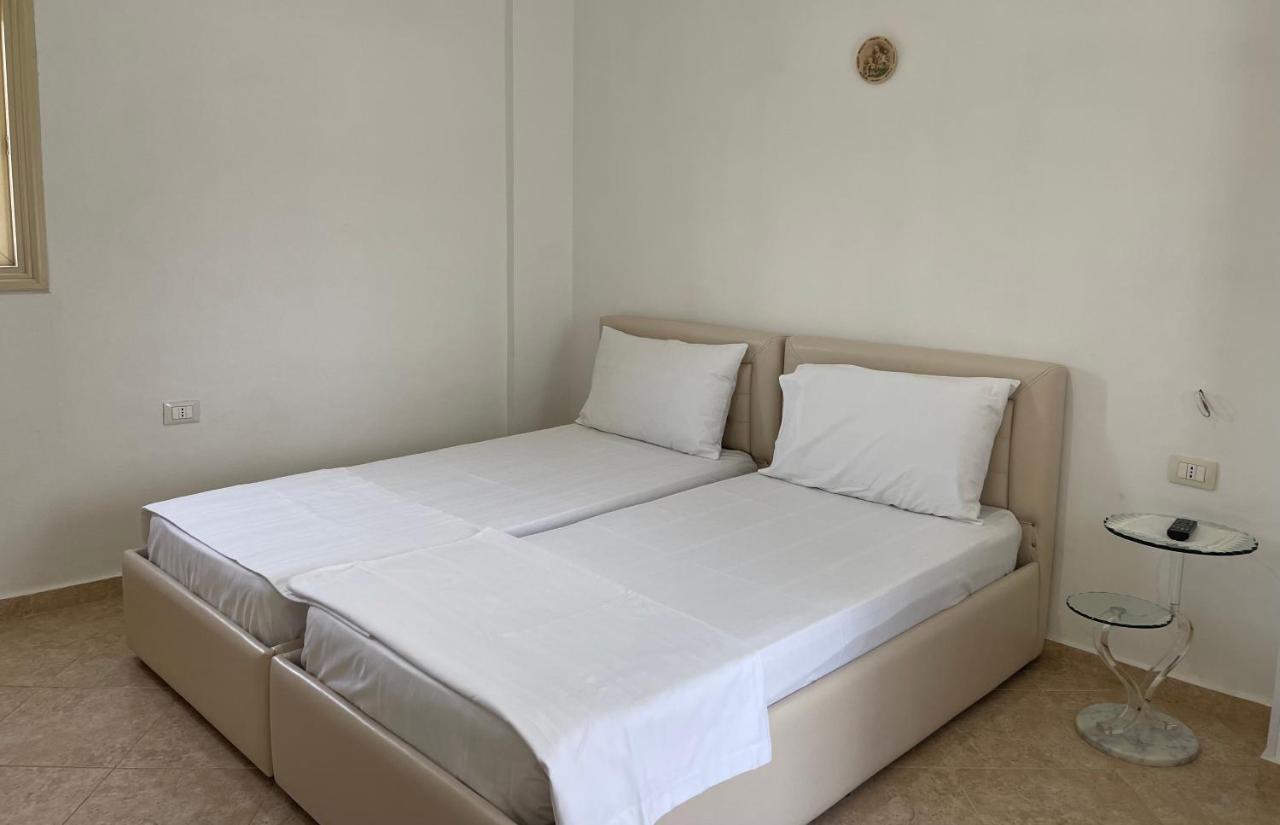 Kristeo Apartment Vlorë Екстериор снимка