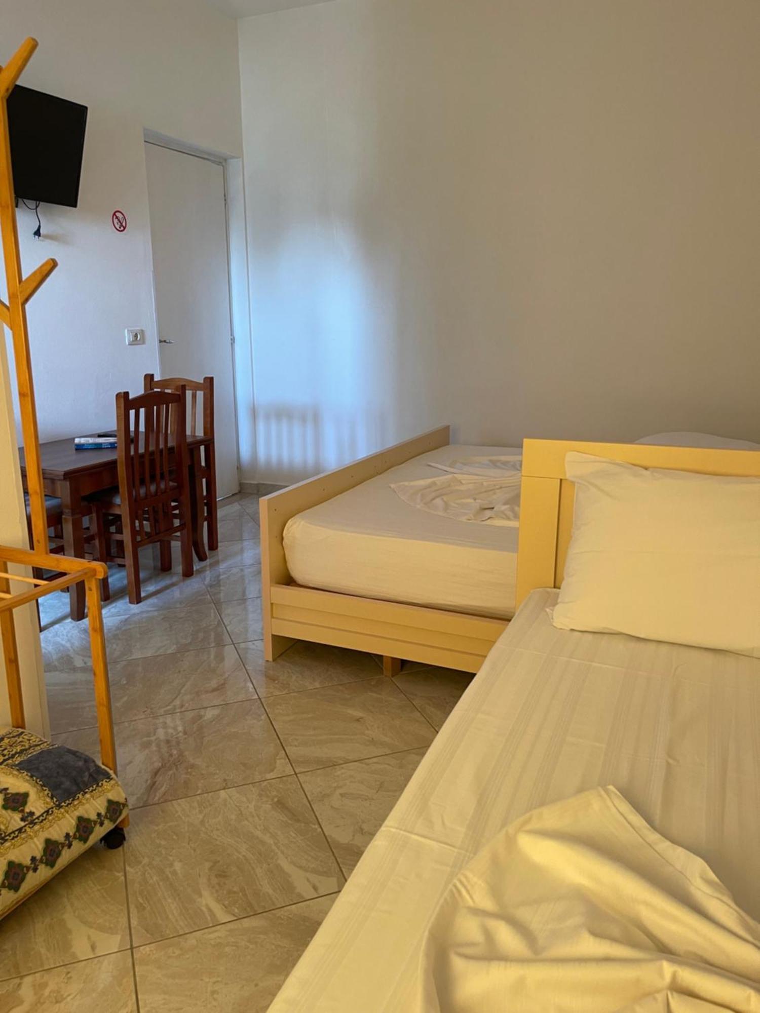 Kristeo Apartment Vlorë Екстериор снимка